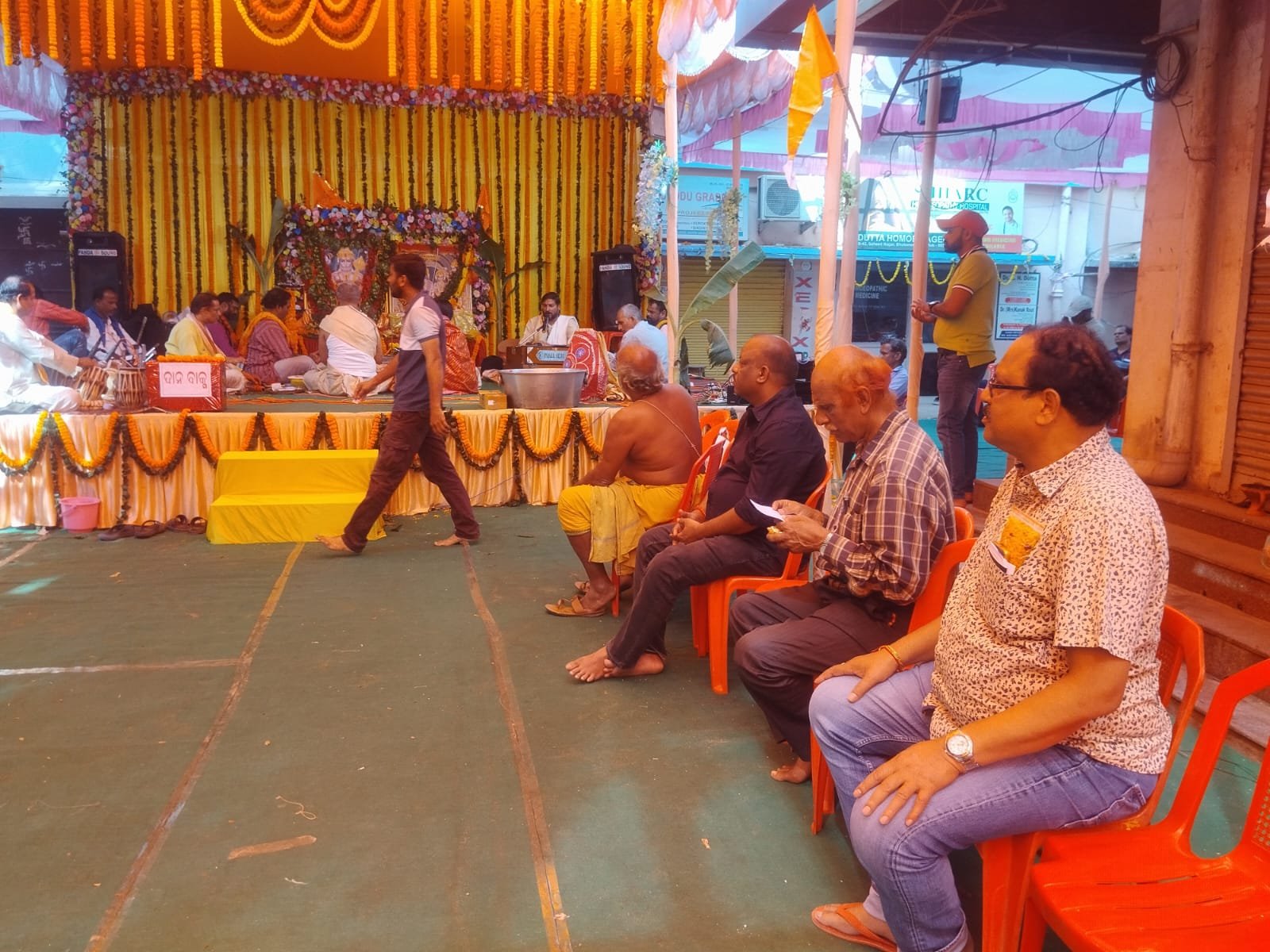 Devotees Darshan Queue